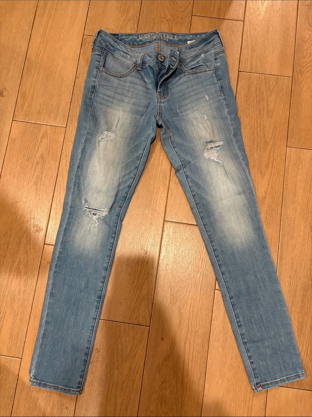 American Eagle Outfitters Light Blue Ripped Skinny Jeans
